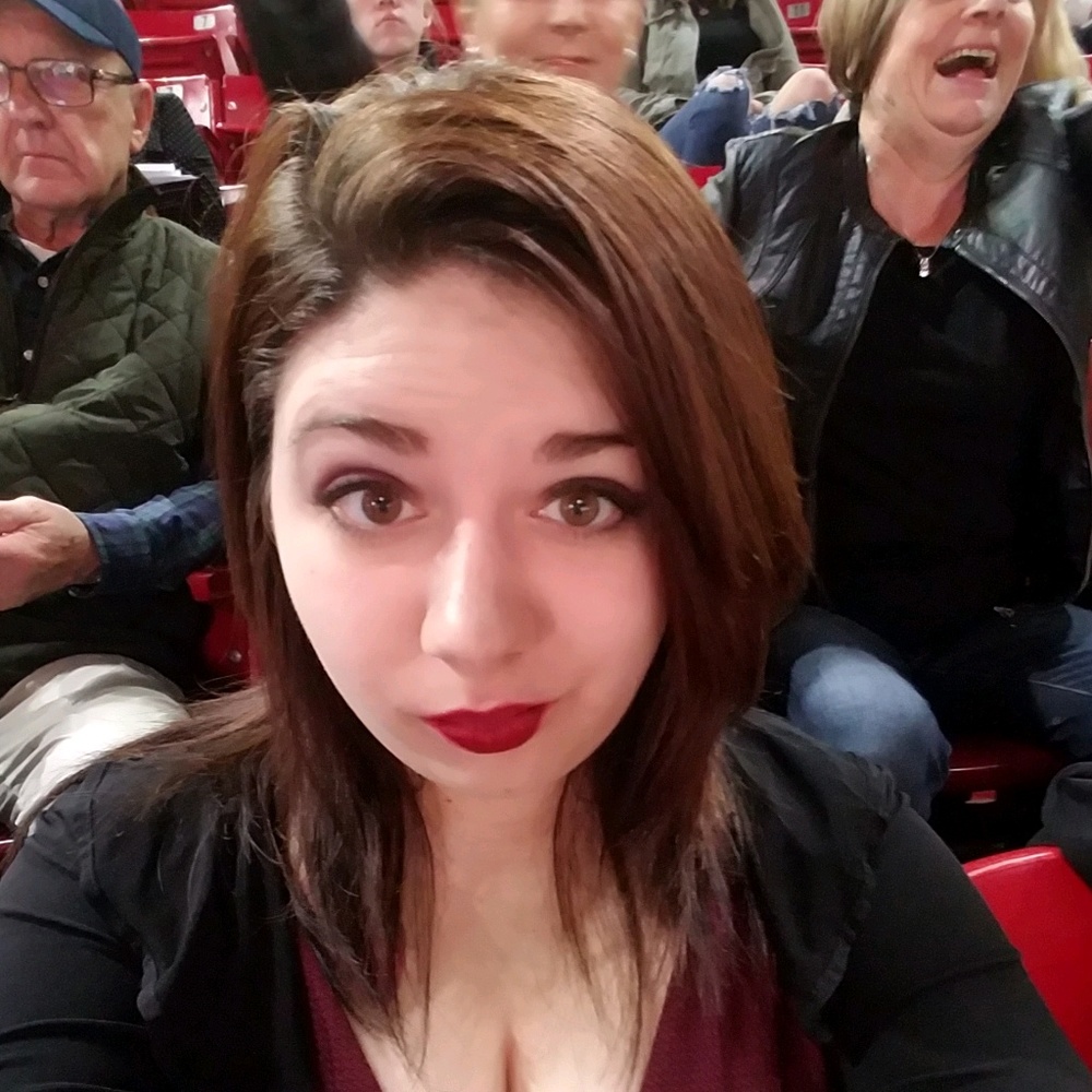 Meet your Posher, Jenn